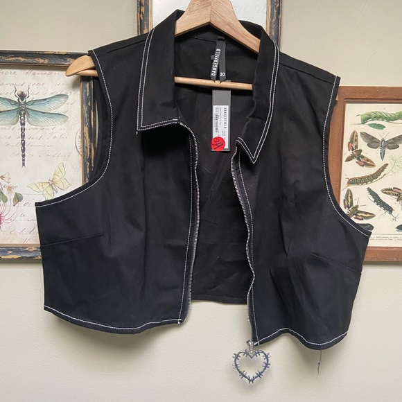 Dangerfield Zip Crop Vest - BLACK / SIZE 20 AUS 18 US WOMENS - Picture 3 of 4